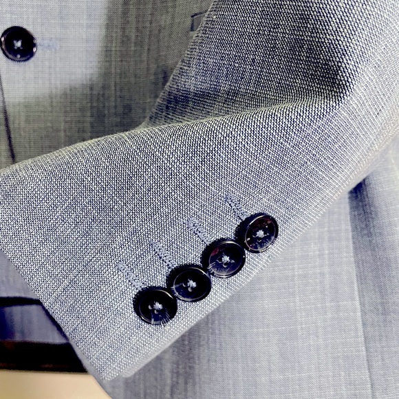 Zara Men Boys Comfort Textured Suit
Blazer and Pants. See size in description. - Picture 3 of 13